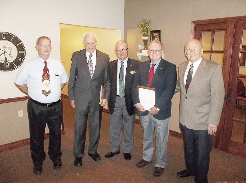 Submitted by Charles Steck 50 Year Pins Arthur Lodge # 825, A F & A M, recently presented 50 year pins and certificates during a dinner at Yoder’s Kitchen. Bros. James Jurgens and Ward McDonald were present to receive their pins; Bros. James Winningham and Calvin Coombes were unable to attend the presentation. Pins and certficates will be sent to Bros. Donald Knobloch who lives in Ohio, and Bro. Harold J. Curry in Arizona. Bro. Knobloch will be a 50 yr. member and Bro. Curry will be honored for being a member of the Fraternity for 75 years, which very few attain. Presentations were made by Bro. Barry D. Weer, currently Grand Master of the state of Illinois, and Bro. Noel C. Dicks, past Grand Master. Pictured left to right are: Bro. David Bowers, Worshipful Master of Arthur Lodge #825, Bro. James Jurgens, 50 yr. member, Bro. Barry D. Weer, Grand Master of the state of Illinois, Bro. Ward McDonald, 50 yr. member, and Bro. Noel C. Dicks, Past Grand Master of Illinois.