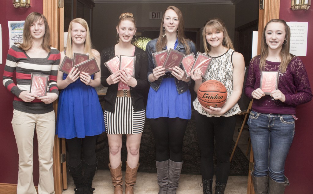 Photo by Keith Stewart SHS Girls’ Basketball Banquet The Sullivan girls’ basketball team held their awards banquet last Thursday at the Sullivan Country Club. Pictured left to right are: April Shuman, Lady Redskin award; Elissa Stewart, MVP, top defensive player (129 steal, 5.2 pg), captain, All-OVC honorable mention; Maggie Plank, captain, hustle and heart award; Brittin Boyer, captain, top rebounder (250, 10pg, 16.4ppg) first team All-OVC, fourth team All-State; Emily Neuhauser, captain, top offensive player (464 points, 18.6ppg), first team All-OVC; and Tatum Ellis, most improved player.