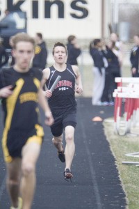 Photo by Keith Stewart Shawn Cody tries to keep pace with Tuscola’s Nick Kemp during the first leg of the 4x800 relay Tuesday. SOV’s relay finished second with a time of 9:54.