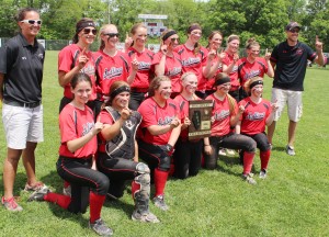 Photo by RR Best Pictured is the Sullivan varsity softball team with the regional plaque they won after defeating Shelbyville 5-3 Saturday. Front row, from left to right, Paislee Meyer, Makenzie Ruppert, Liz Inman, Heidi Clements, Taylor Gottfriedt, and Allison Miller. Back row, left to right: assistant coach Katie Tate, Kailyn Boyer, Bailee Pratt, Emily Stutzman, Maggie Plank, Brittin Boyer, Christina Brown, Elissa Stewart, Abby Elzy, and head coach Ben Richter. 