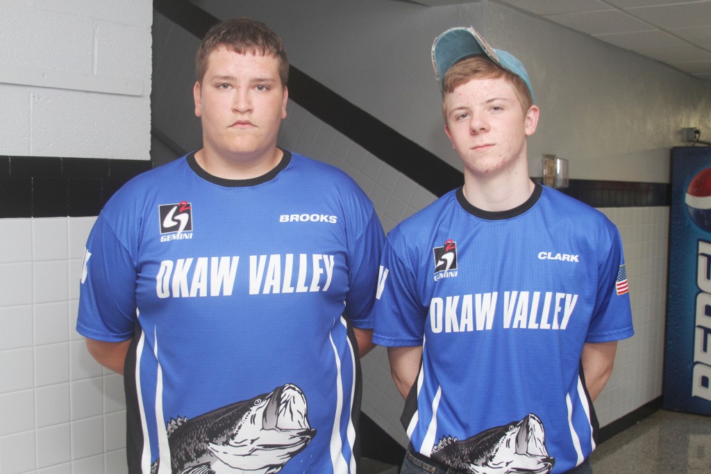 Photo by Keith Stewart OV Bass Fishing Awards The Okaw Valley Bass Fishing Team held their award’s banquet May 28, awarding Tyus Brooks (left) big bass of the year and MVP, while Corey Clark (right) received highest finish. Not pictured is Derek Herzog who received most improved.