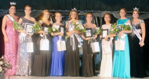 Submitted Miss Mo-Do Miss Moultrie-Douglas was crowned Tuesday evening in Arthur. Pictured, left to right, are: 2014 Miss Illinois County Fair Queen Summer Robbins; Lauren Moss, People’s Choice, Tuscola; Olivia Christy, 2nd runner-up, Tuscola; Brittany Rader, 1st runner-up, Lovington; Maria Meyer, 2014 Miss Moultrie-Douglas, Tuscola; Kiela Martin, 3rd runner-up, Villa Grove; Michelle VanCleave, 4th runner-up, Tuscola; Alexandra Minott, Miss Congeniality, Newman; outgoing 2013 Miss Moultrie-Douglas Christine Fortney. See page 4 for this year’s entire newly elected royalty.