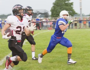 Photo by Keith Stewart SOV’s Chanley Heykoop returns a punt during Friday’s game against Hoopeston. Heykoop would set up his teammate Jake Eaton for a two yard touchdown run to go up 14-0 in the first quarter.