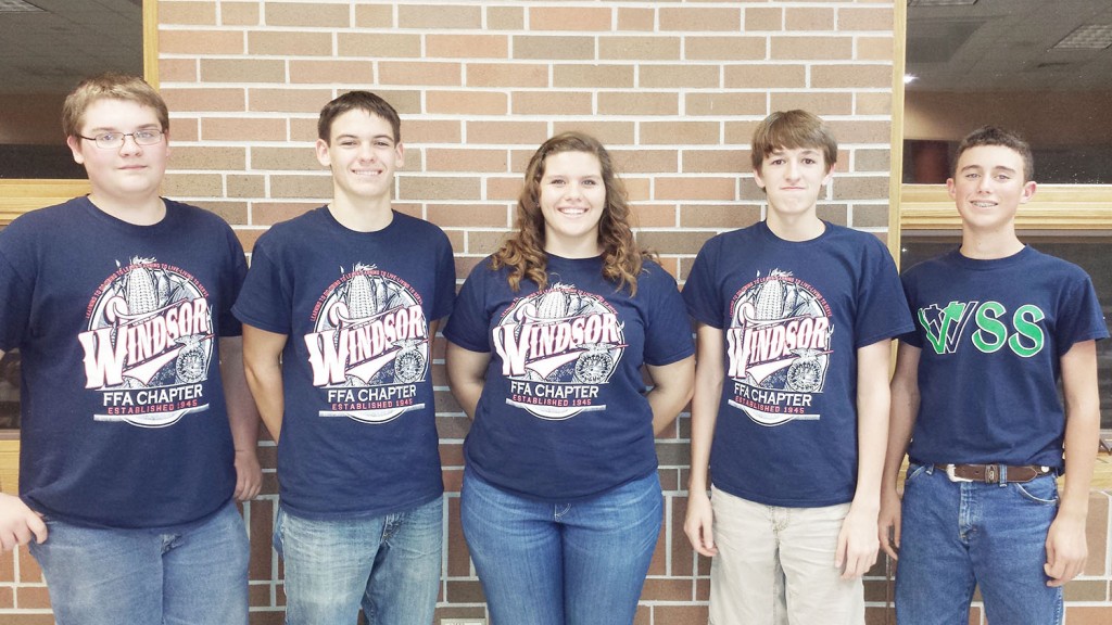 Submitted Windsor FFA Attend Greenhand Quiz Bowl On October 15, five Windsor FFA freshman members competed against other Section 16 teams in the Greenhand Quiz Bowl contest. This contest tests the members’ knowledge of FFA history, important figures, and terminology in agriculture. The team placed 6th overall. Team members consisted of, from left to right: Tristan Boehm, Gage Sattler, Whitney Pepperdine, Brad Farmer, and Gavin Bennett.