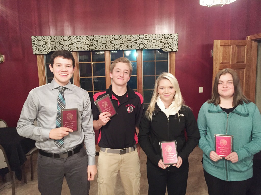 Submitted by Krista Smith Sullivan Golf Awards The Sullivan golf teams held their awards banquet November 3 at the Sullivan Country Club. Award winners included, from left to right: Sam Mulligan, boys’ most valuable player, all-conference medalist; Tommy Schibur, boys’ most improved player; Alexis Matlock, girls’ most valuable player; Hannah Elzy, girls’ most improved player.