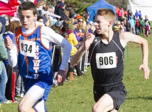 Photo by Keith Stewart SOV’s Brent Mauck (no. 906) tries to stay ahead of Newton’s Collin Harris at the finish Saturday. Mauck would edge Harris by five one hundredths of a second for 116th place overall.