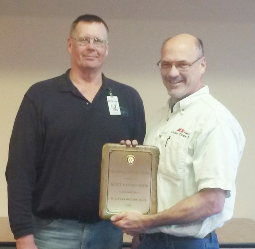 Submitted 2014 Rotary Vocational Award Kurt VanDeursen, owner of VanDeursen’s Ace Hardware in Sullivan (right), was recently named the 2014 Rotary Vocational Award recipient. To his left is Jack Peterson, president of Sullivan Rotary.