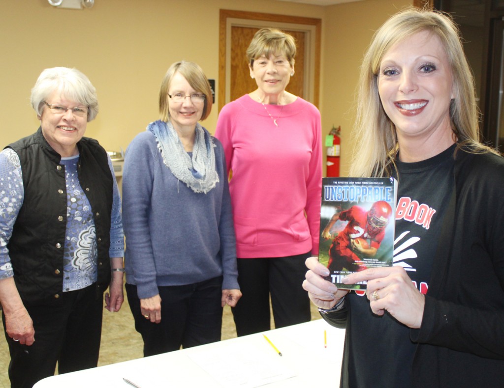 Photo by RR Best Pictured is Sullivan high school and One Book One Sullivan organizer Rikki Ray (right), along with retired teachers and helpers (left to right, background) Lois Shuman, Carol Glazebrook, and Martha Sherer. The reading group just concluded another successful year after it held its final community book discussion on its latest read, “Unstoppable.”