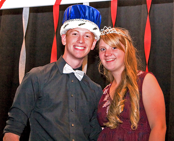 Photo courtesy Jeni Yantis Okaw Valley Royalty Nick Tipsword and Gretchen Macklin were crowned as the 2015 Okaw Valley High School Homecoming King and Queen at the homecoming dance Saturday, September 19.