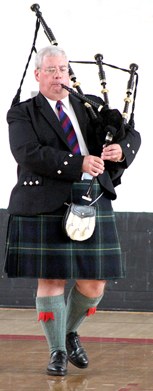 Photo by RR Best Bagpiper Paul Hinson