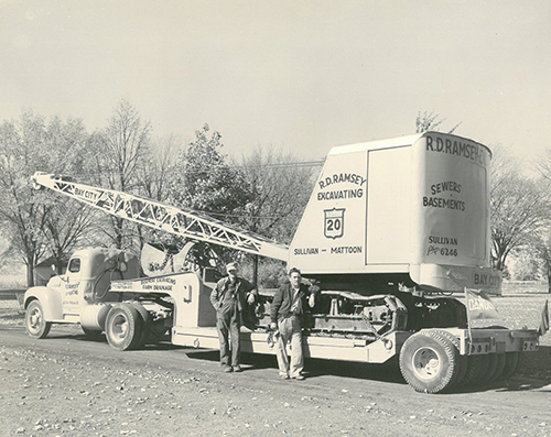 Pictured above is Virgil Booker (left) with R.D. Ramsey Excavating. The year that this photo was taken is unknown. Please submit photos to the News Progress for future consideration. Originals will be saved for return or forwarded to Moultrie County Historical Society. If you have any other information, please contact the Moultrie County Historical Society at 217-728- 4085.