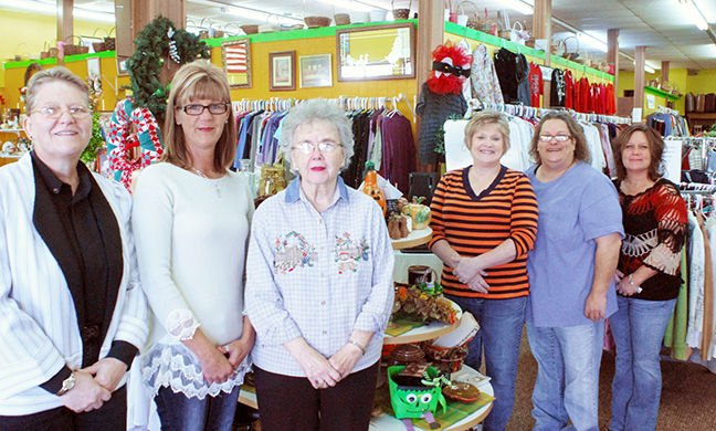 Photo by Mike Brothers The Sullivan Thrift Store is helping out Mid Illinois Senior Services- Pictured (from left) Mid Illinois Senior Services Executive Director Deb Groendal, Thrift Store manager Jackie Maxedon, 15 year volunteer Lorene Harris, Brandi Bly, Tricia Lamendola and Amy Hemrich.