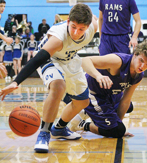 Taylor Coleman goes for the ball in last week’s 50-40 Timberwolves win over Shelbyville.