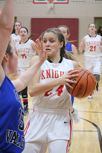 Photo by Darian Hays No stopping Hannah Wallen against Okaw Valley as she contributed 11 game points.