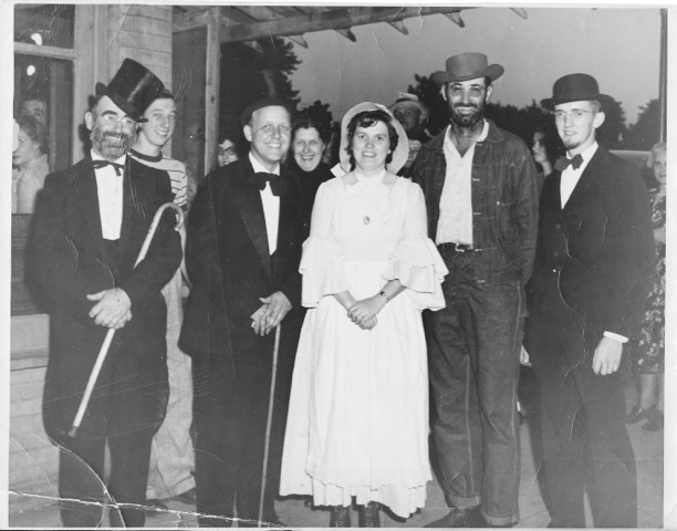 Pictured above is the Centennial Group from 1950. Please submit photos to the News Progress for future consideration. Originals will be saved for return or forwarded to Moultrie County Historical Society. If you have any other information, please contact the Moultrie County Historical Society at 217-728- 4085.