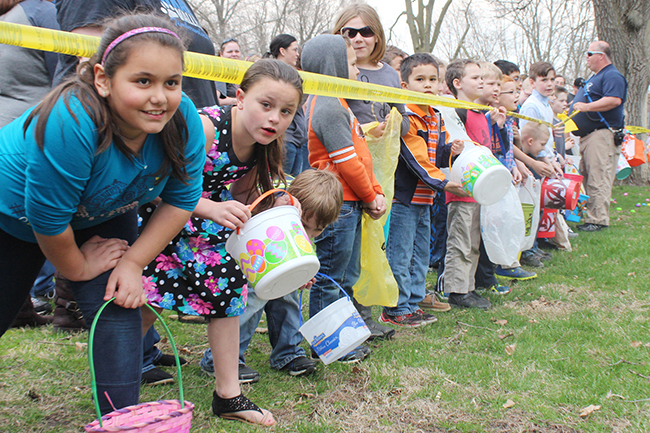 Wyman Park Easter Egg Hunt Draws Huge Crowd The Sullivan Fire District hosted a huge crowd at the Wyman Park Easter Egg Hunt at 3 p.m. Sunday, March 27. In addition they had a grand bicycle give away.  A bicycle was donated to both a boy and a girl in each of the six age groups participating. Bike winners included: 0-1 Faith Whitlow and Beavis Edwards; 2-3 Wesley Murray and Ana Kean; 4-5 Charlie Conlin and Gabby Hutchcraft; 6-7 Leighton Poulos and Wyatt Wehrle; 8-9 Jaiden Beckwith donated her bike to Hannah Kercheval and Ivan Moxley won the boys bike; 10-11 Noah Marlow and Madelyn Neville. Photo by RR Best