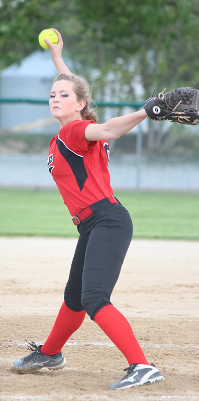 Photo by Darian Hays Sullivan sophomore Madison Wall takes aim during the game with Shelbyville last Thursday.