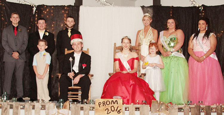 Photo furnished Windsor Prom Court The Windsor High School prom was held in April. Prom Court: Back Row (L to R):  King Candidates Tristan Warner and Tyler Kemper, 2015 King Devin Deremiah, 2015 Queen Paige Woolard, Queen Candidates Breana Wiltermood and Raquel Jackson.  Front Row (L to R):  Crown Bearer Grayson McCray, 2016 King Zach Caywood, 2016 Queen Autumn Bennett, and Crown Bearer Emma Hickman. 