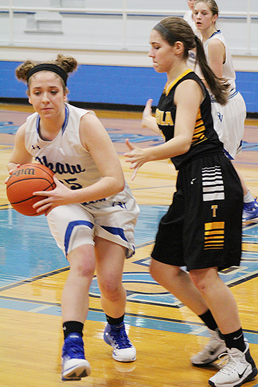 Photo by R.R. Best Isabella Benning passes the ball against Tuscola Thursday night in Bethany.